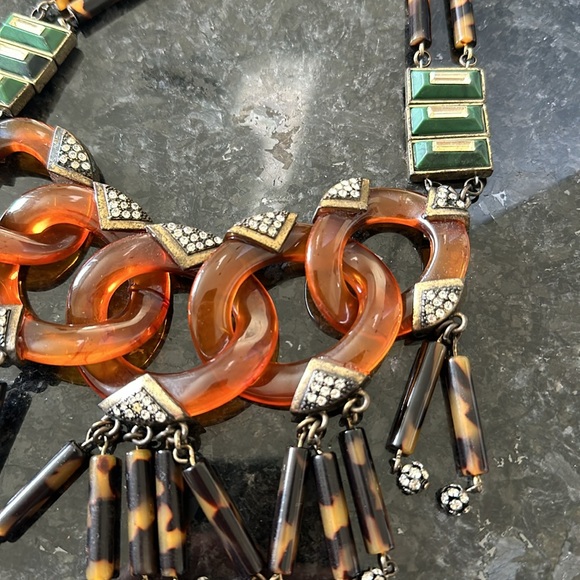 Tortoise shell plastic chain necklace - Picture 3 of 3
